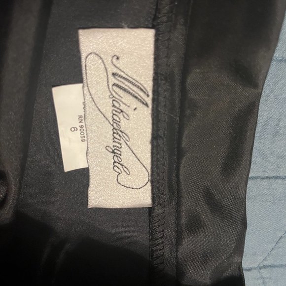 David's Bridal 2-Piece Black Cocktail/Bridesmaid Set, Size 6 - Picture 12 of 12